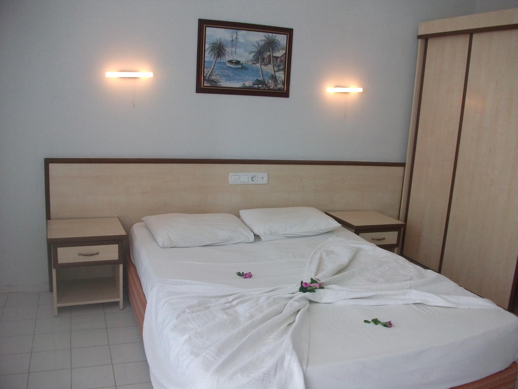 Delphin Hotel Side Habitación foto